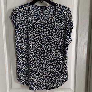 Jones New York Navy and White Patterned Blouse